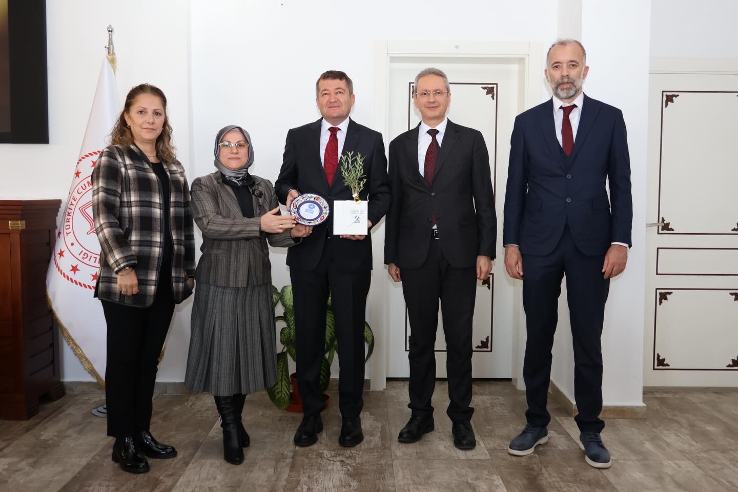 bilecikte-emekli-ogretmenle-ozel-24-kasim-bulusmasi