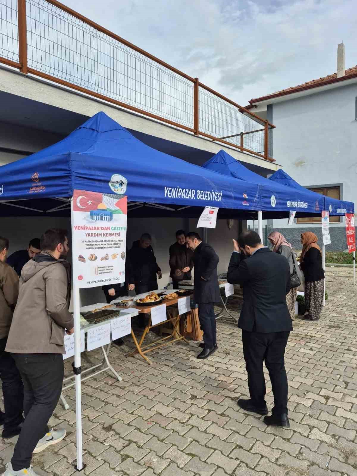 bilecikte-gazze-yararina-hayir-carsisi-duzenlendi