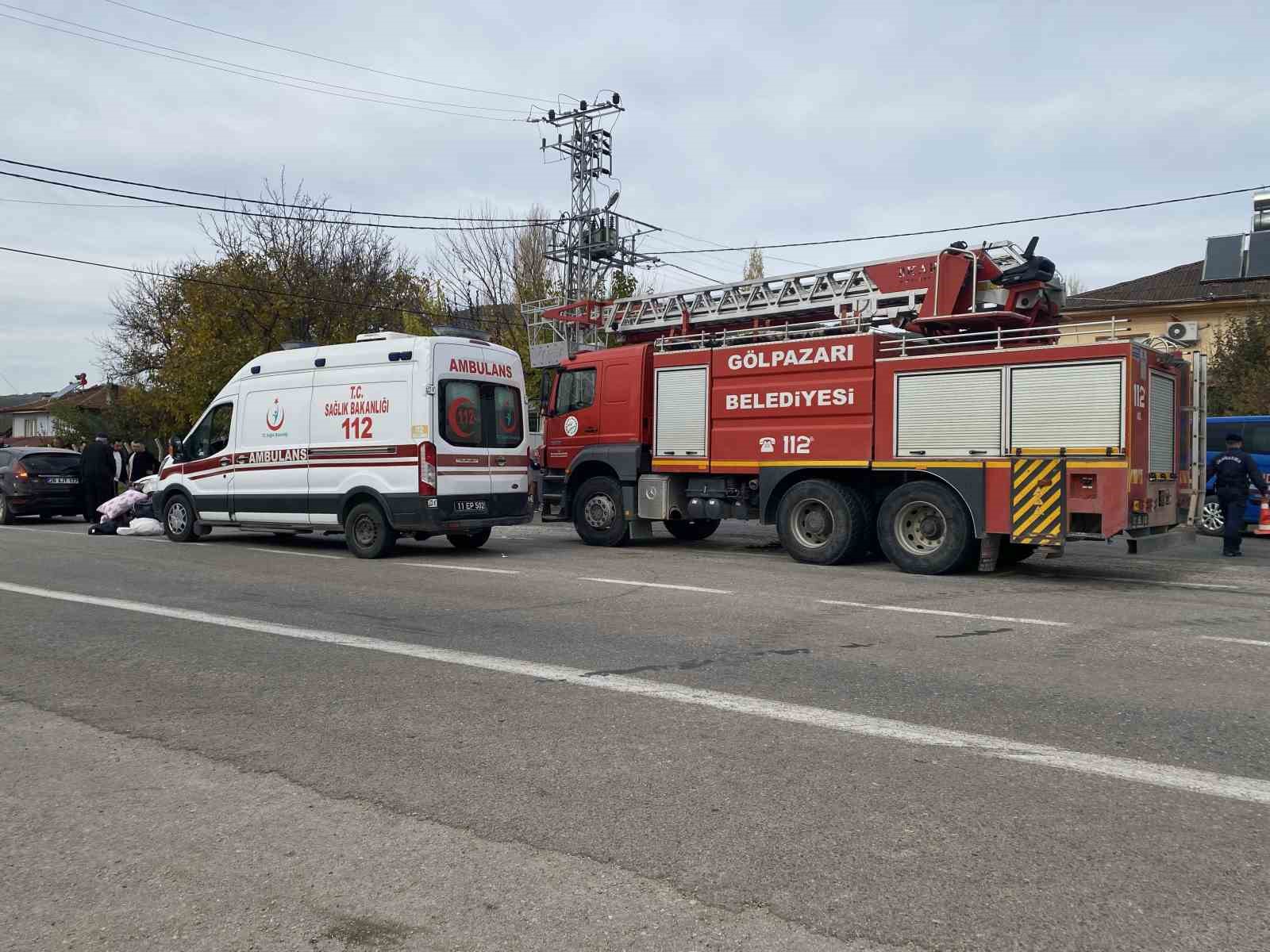 bilecikte-meydana-gelen-trafik-kazasinda-2si-cocuk-5-kisi-yaralandi