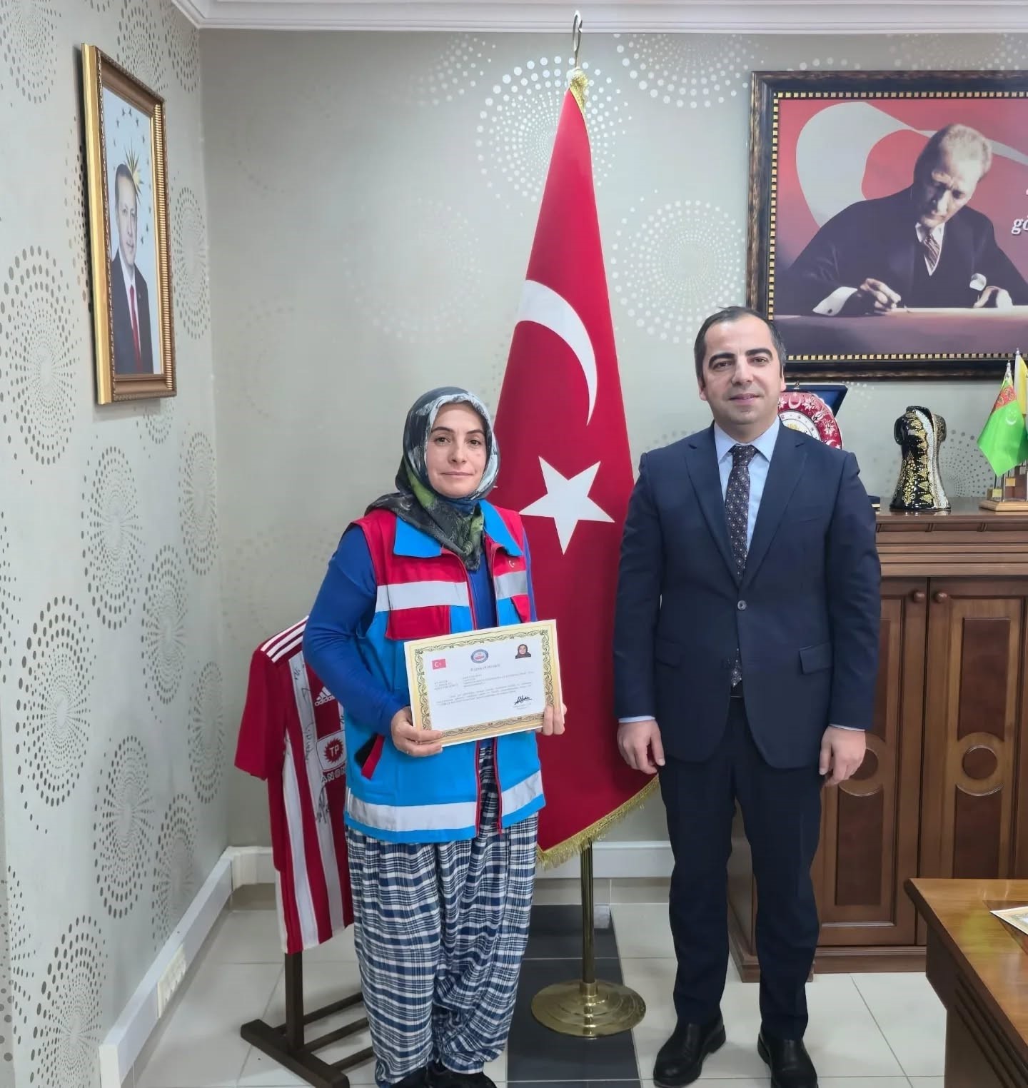 bilecikte-vefa-projesi-ekipleri-odullendirdi