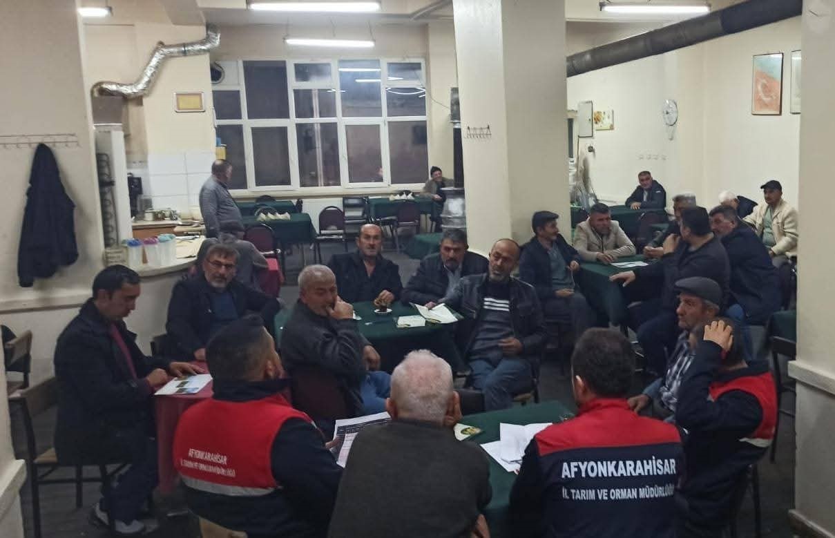 ciftci-bilgilendirme-toplantilari-suruyor