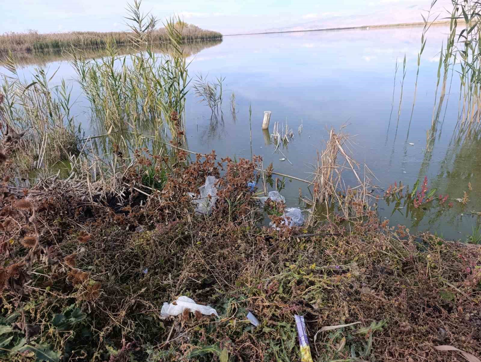 eber-golu-simdi-de-kirlilik-ile-gundemde