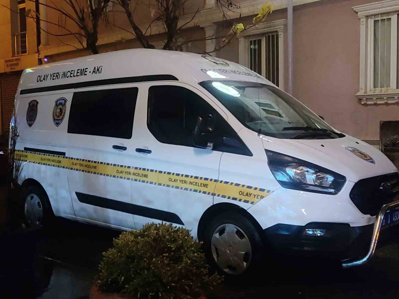 eskisehirde-genc-kadin-arkadasinin-evinde-olu-bulundu