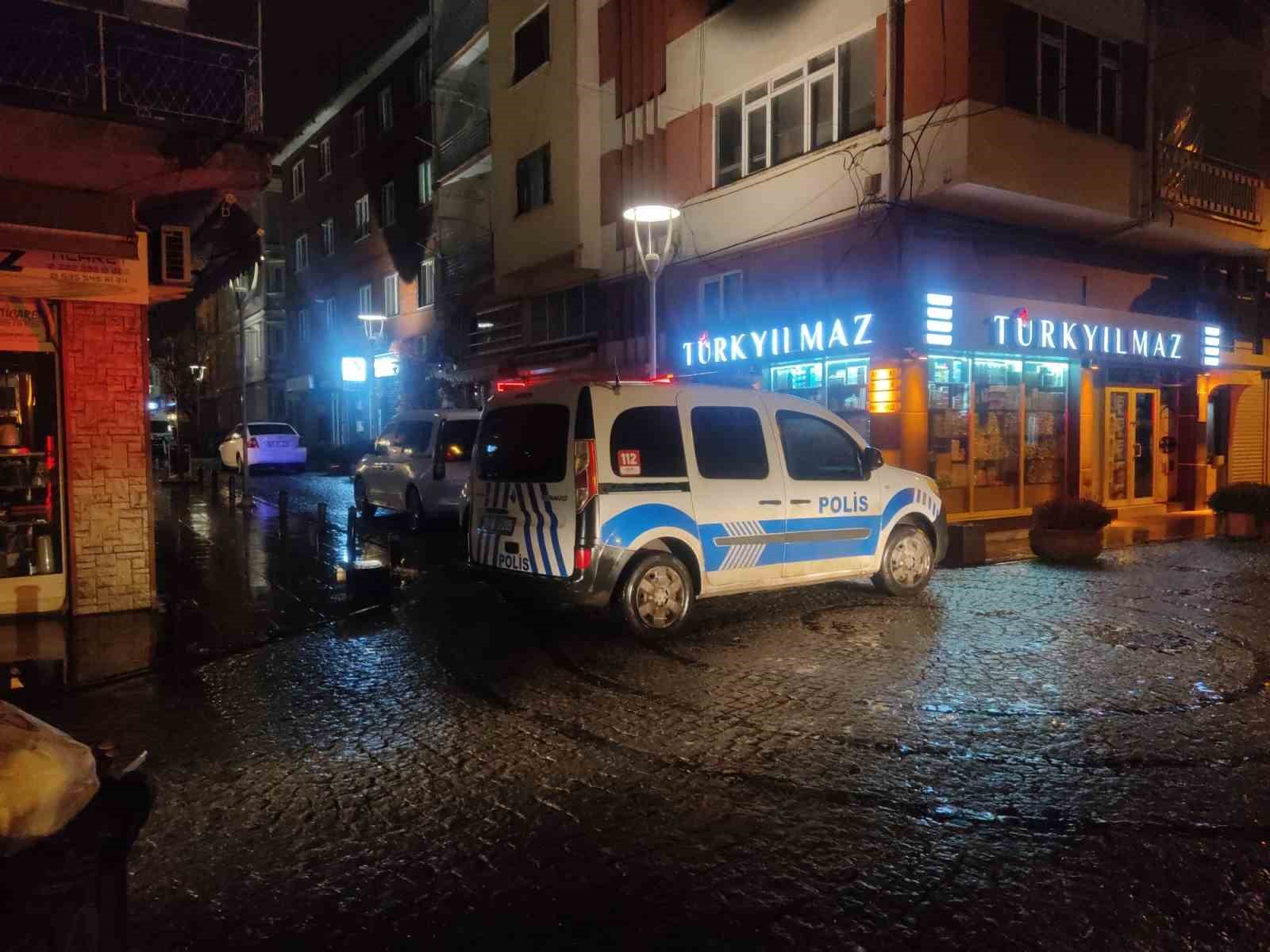 eskisehirde-genc-kadin-arkadasinin-evinde-olu-bulundu