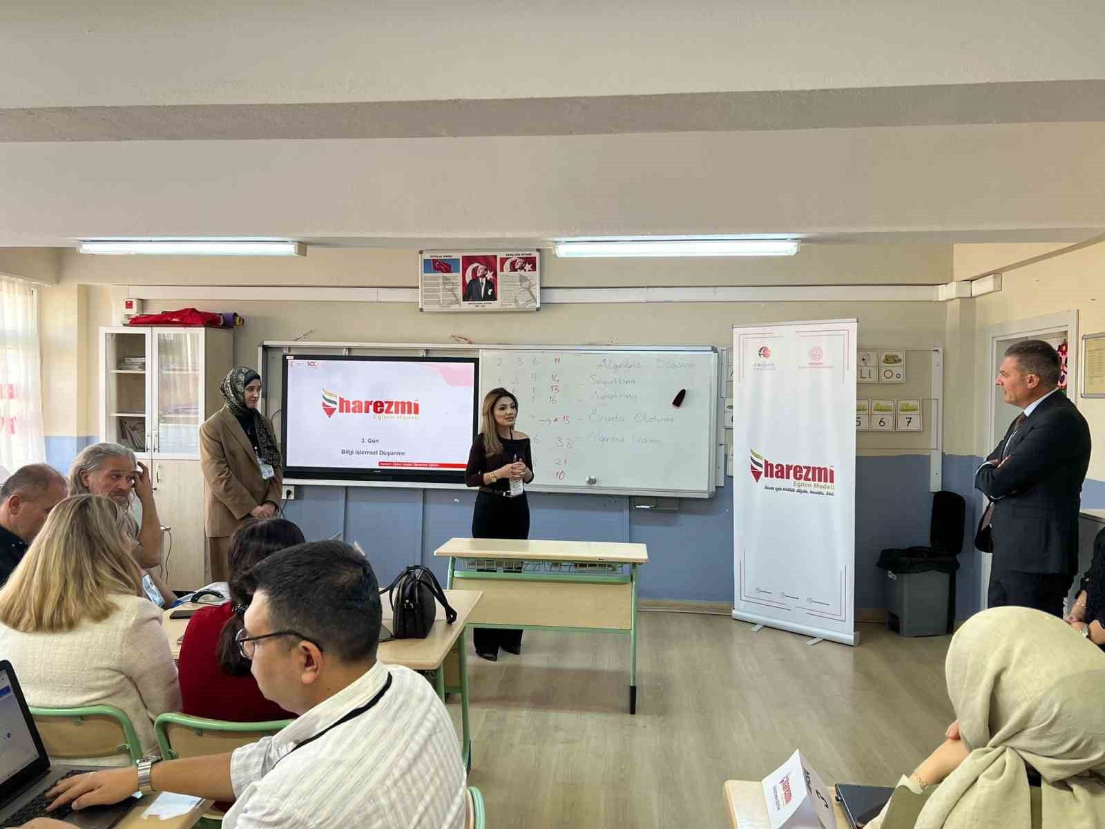 eskisehirde-harezmi-egitim-programi-ogretmen-egitimleri-basladi