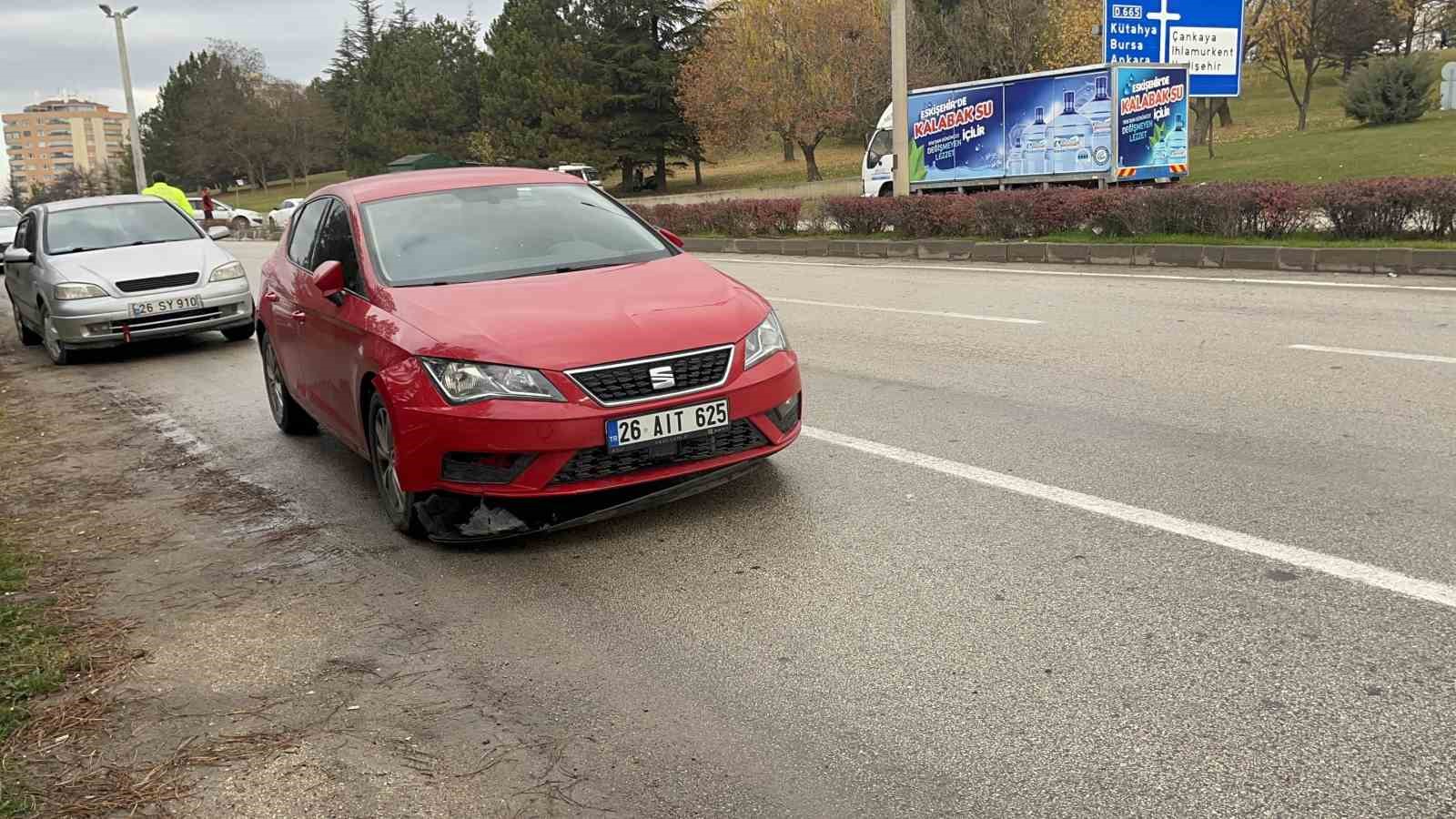 eskisehirde-meydana-gelen-trafik-kazasinda-olu-sayisi-2ye-cikti