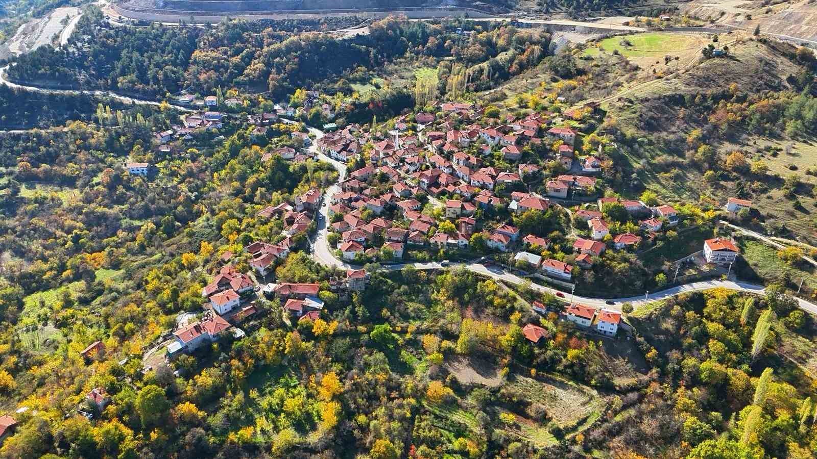 eskisehirin-akdenizi-saricakayada-sonbahar-soleni