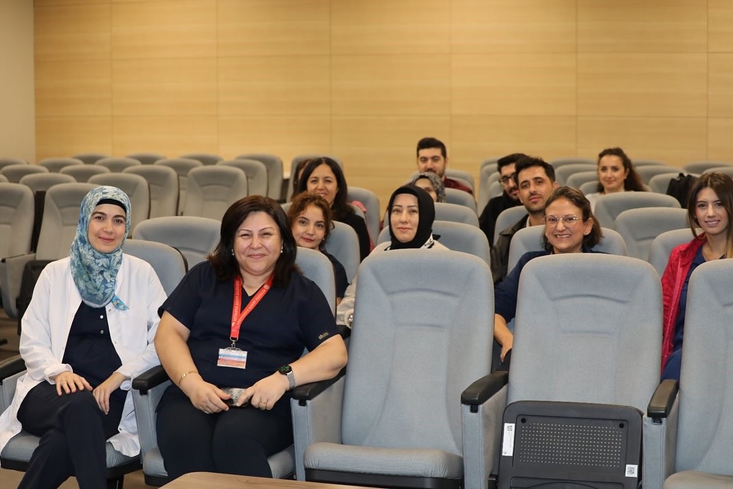 kutahya-sehir-hastanesinde-yogun-bakim-hemsireligi-sertifikali-egitim-programi