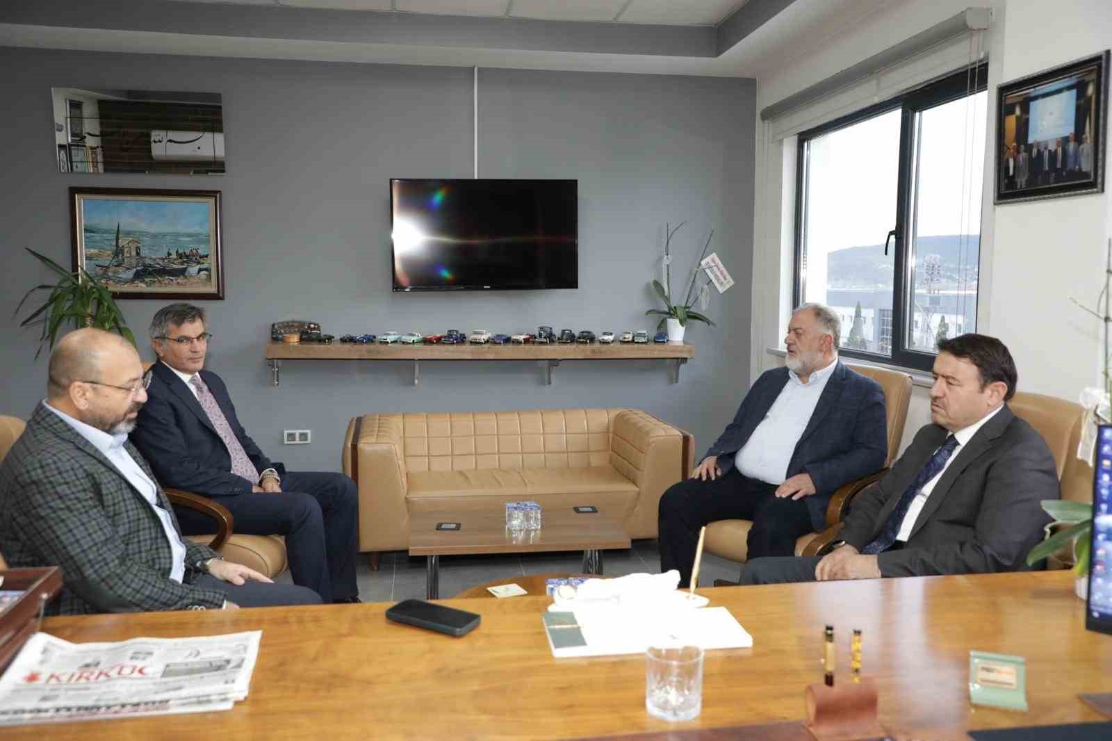 kutahya-valisi-musa-isindan-eskioglu-ailesine-taziye-ziyareti