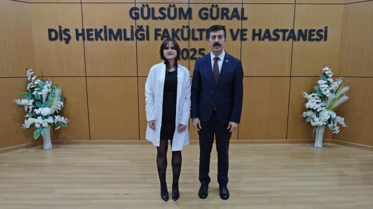 kutahyada-dis-hekimi-adaylari-beyaz-onluklerini-giydi