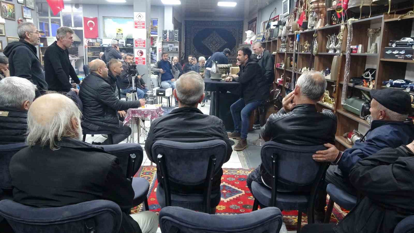 kutahyada-haftada-3-gun-antika-mezati-duzenleniyor