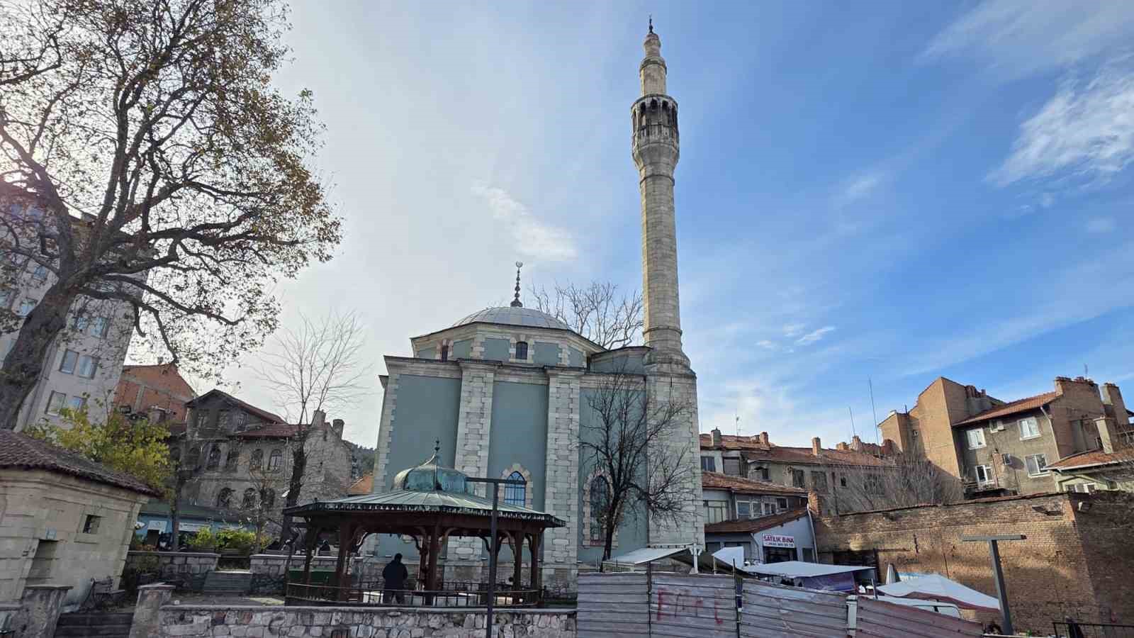 kutahyanin-saheseri-yesil-camii
