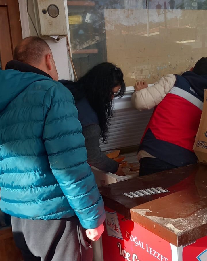 pazarlarda-gida-isletmeleri-denetlendi