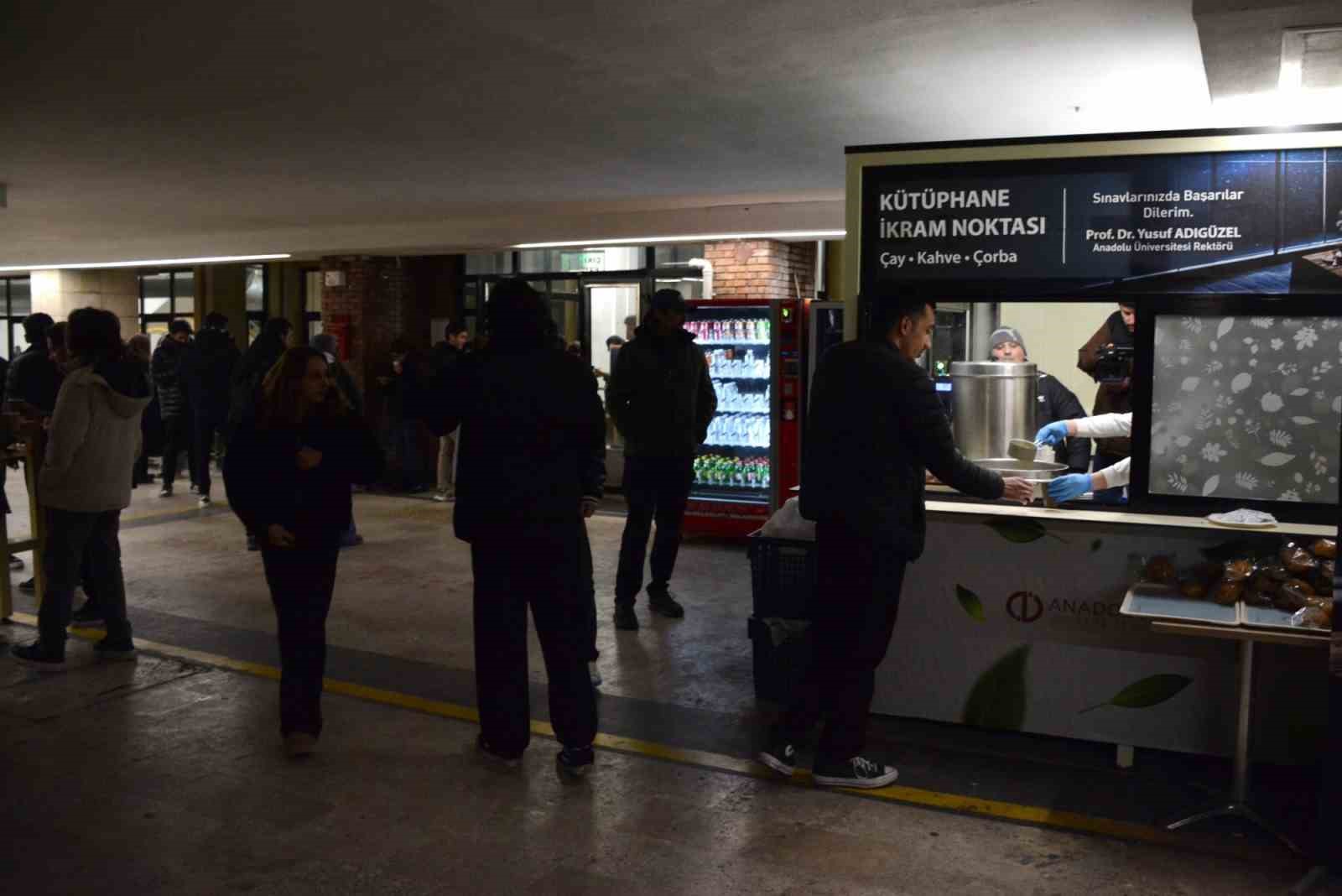 sinav-haftasinda-ogrencilere-sicak-bir-mola