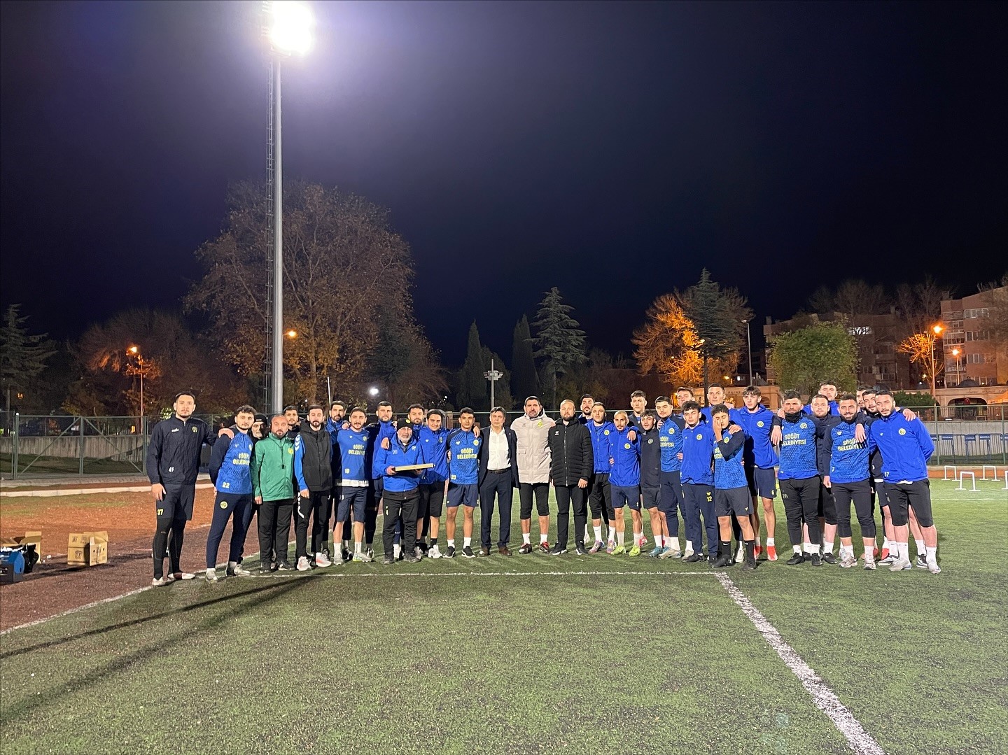 sogutspor-zorlu-macin-hazirliklarina-devam-ediyor