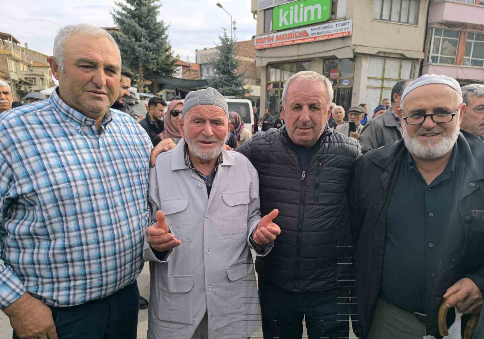 suhutda-umre-kafilesi-kutsal-topraklara-yollandi