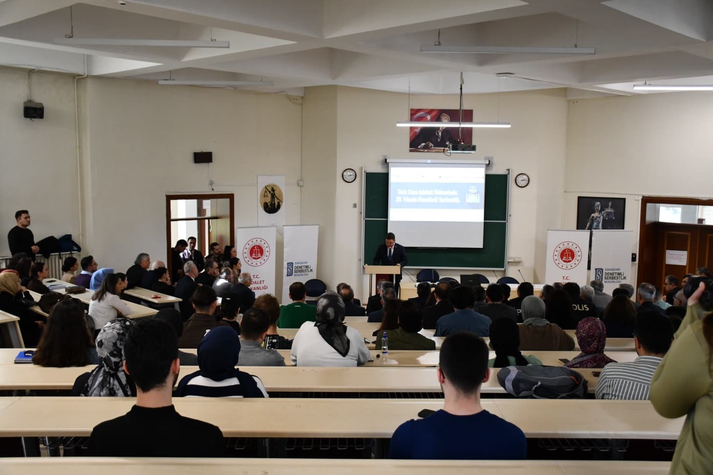 turk-ceza-adalet-sisteminde-20-yilinda-denetimli-serbestlik-konferansi-yapildi