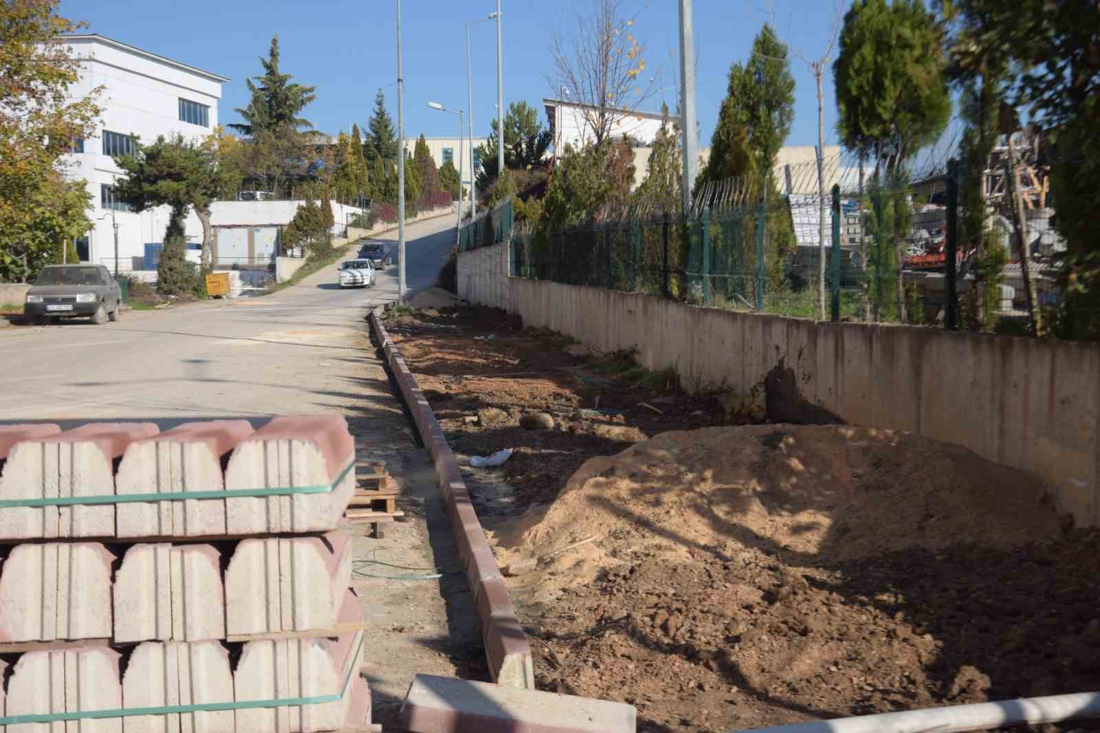 yeni-cadde-ve-sokaklar-ulasima-aciliyor-kaldirimlar-yenileniyor