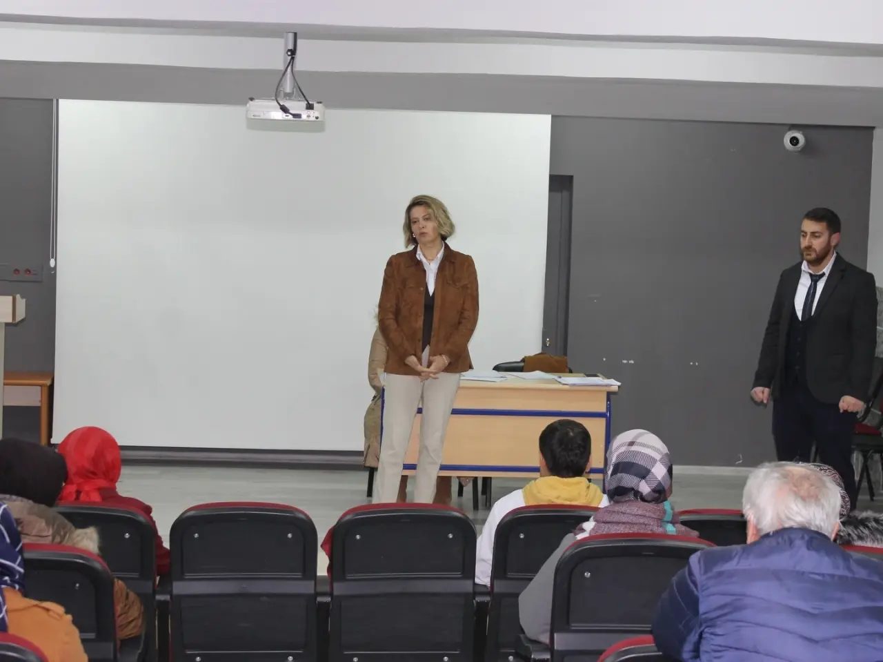 altintasta-yks-basarisini-artirmaya-yonelik-veli-toplantisi