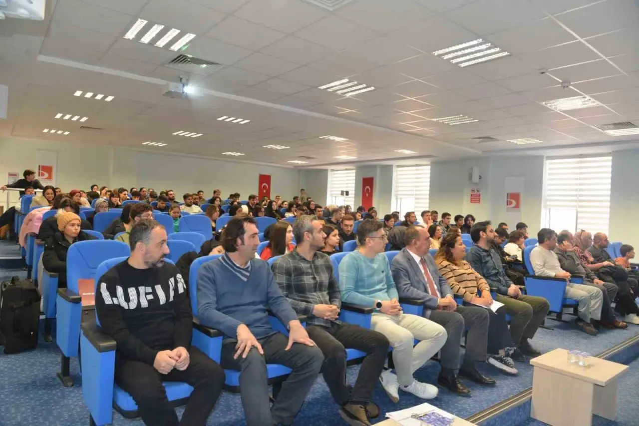 bseude-goktasi-avcisi-semineri-yogun-ilgi-gordu