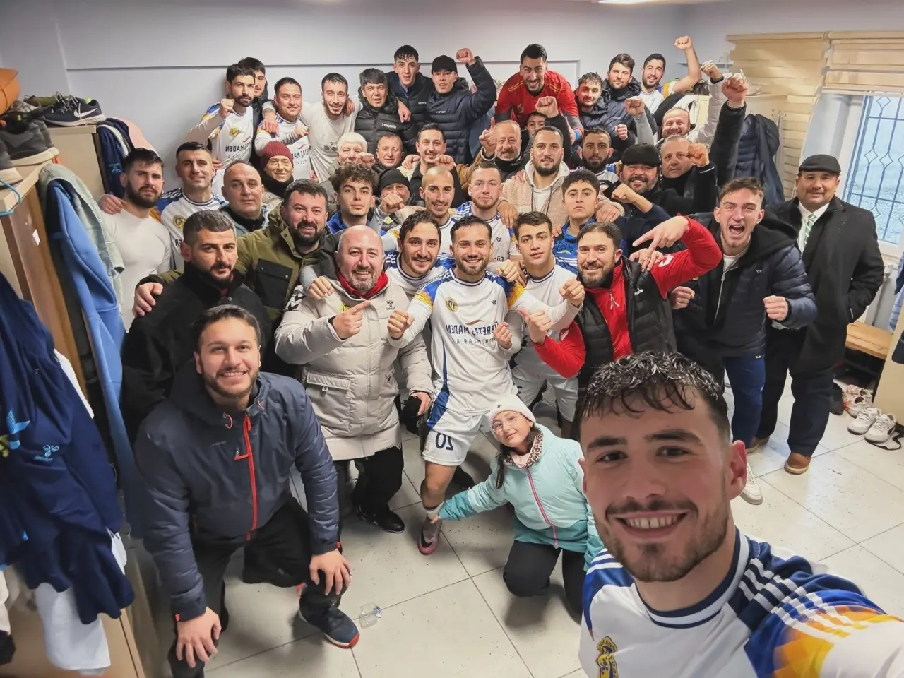 sogutspor-kendi-evinde-kazanmasi-bildi