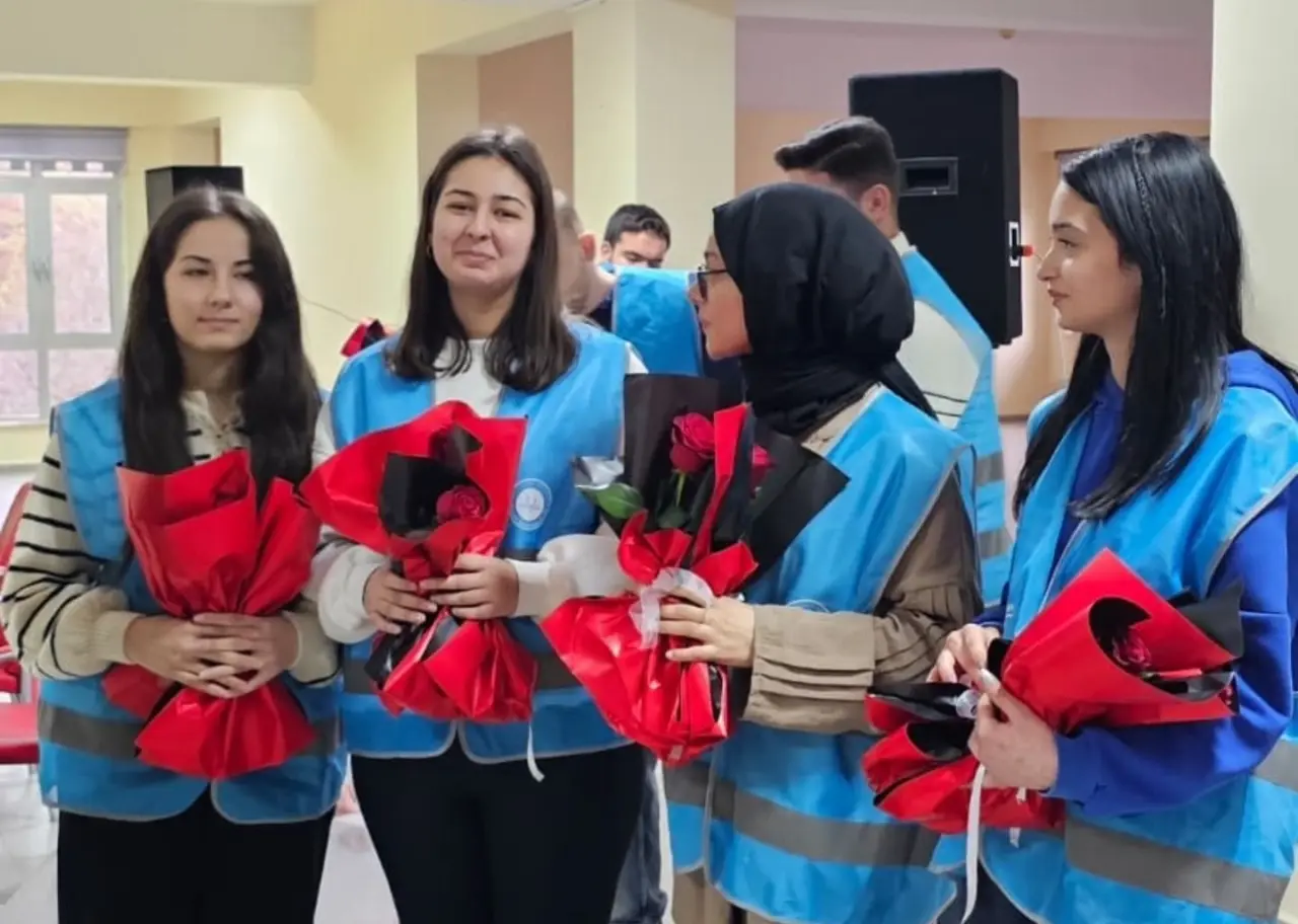 kutahya-il-muftulugu-huzurevinde-program-duzenledi