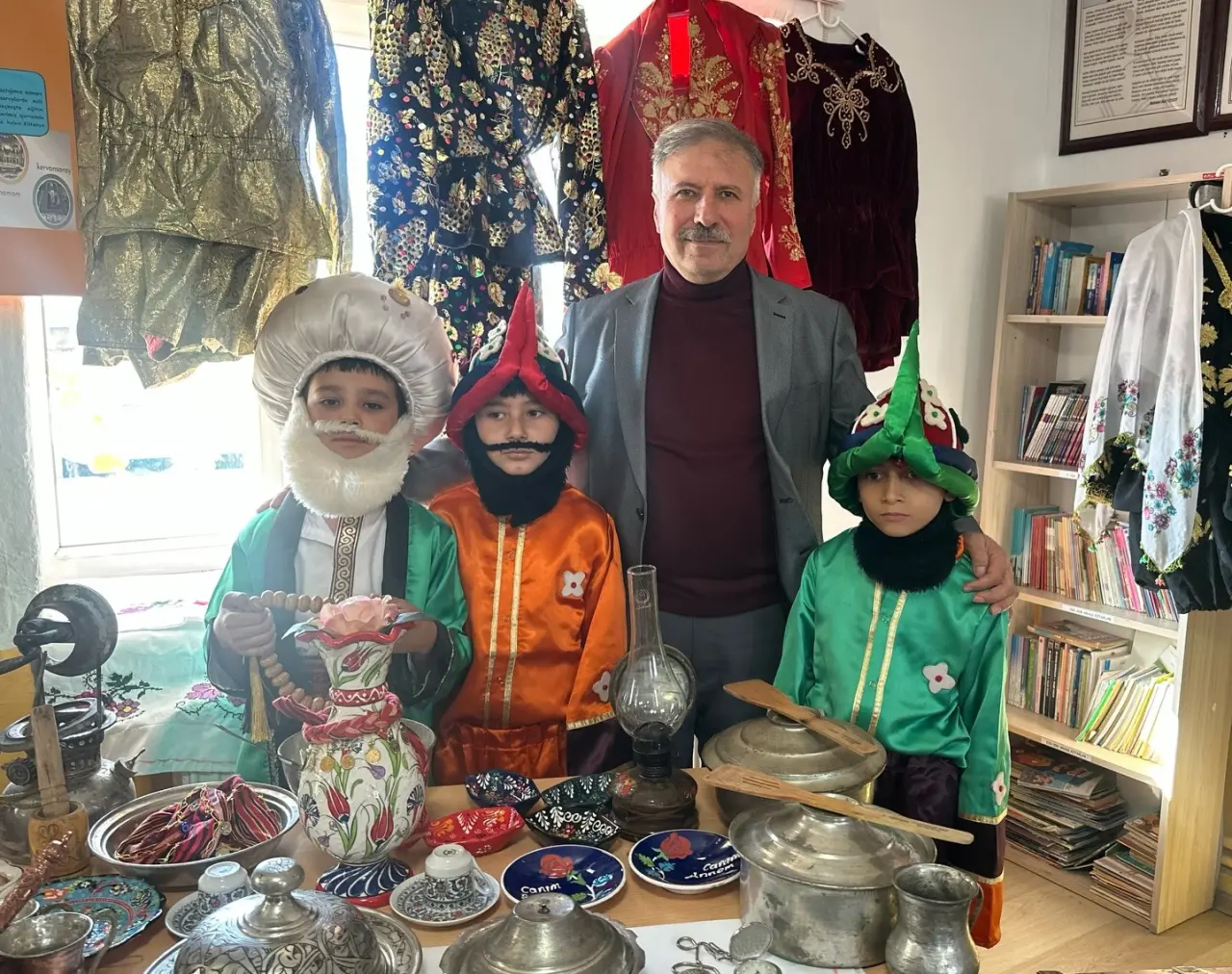 aslanapada-yerli-mali-haftasi-coskuyla-kutlandi