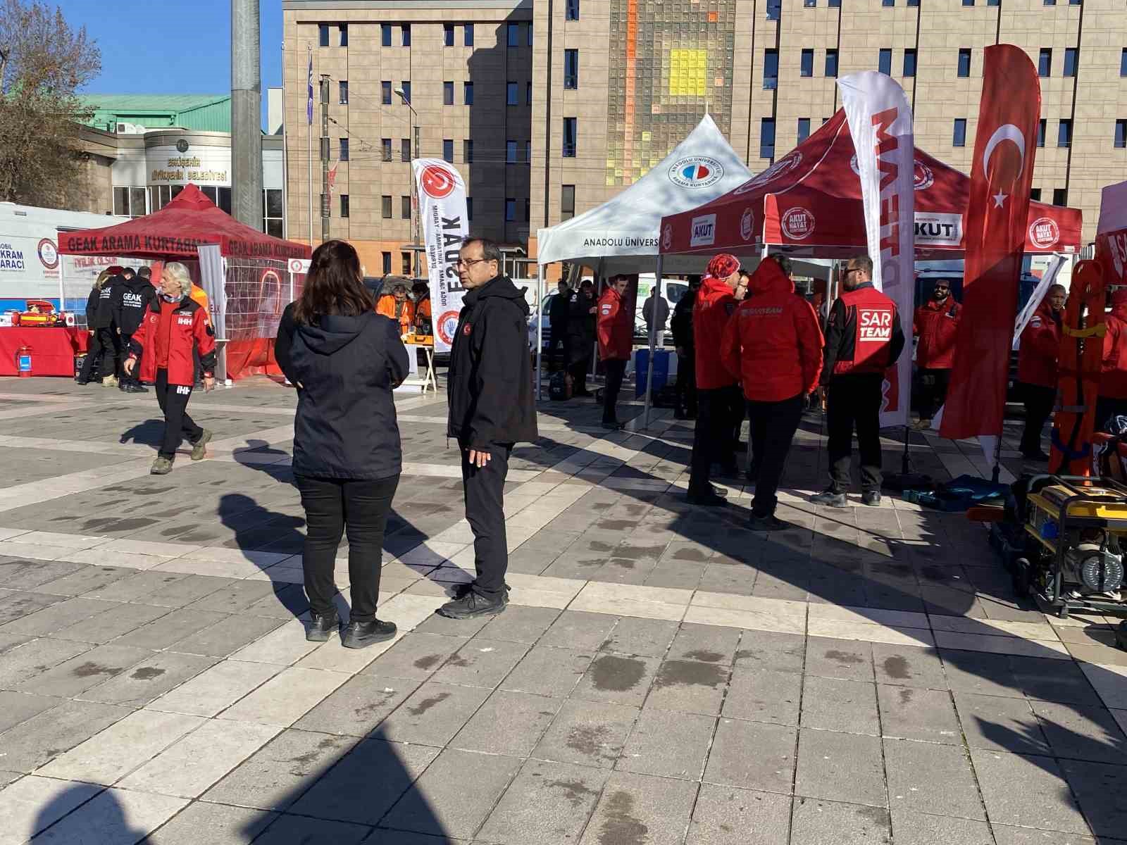 afadin-16nci-kurulus-yil-donumu-eskisehirde-duzenlenen-programla-kutlandi