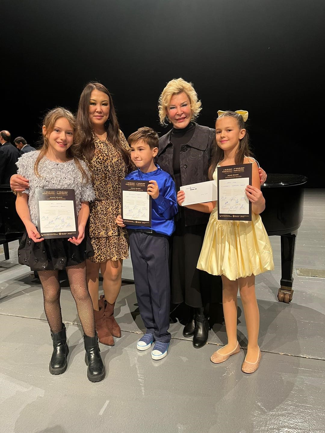 bilecikli-ogrenciler-kibristaki-piyano-festivalinden-odulle-dondu