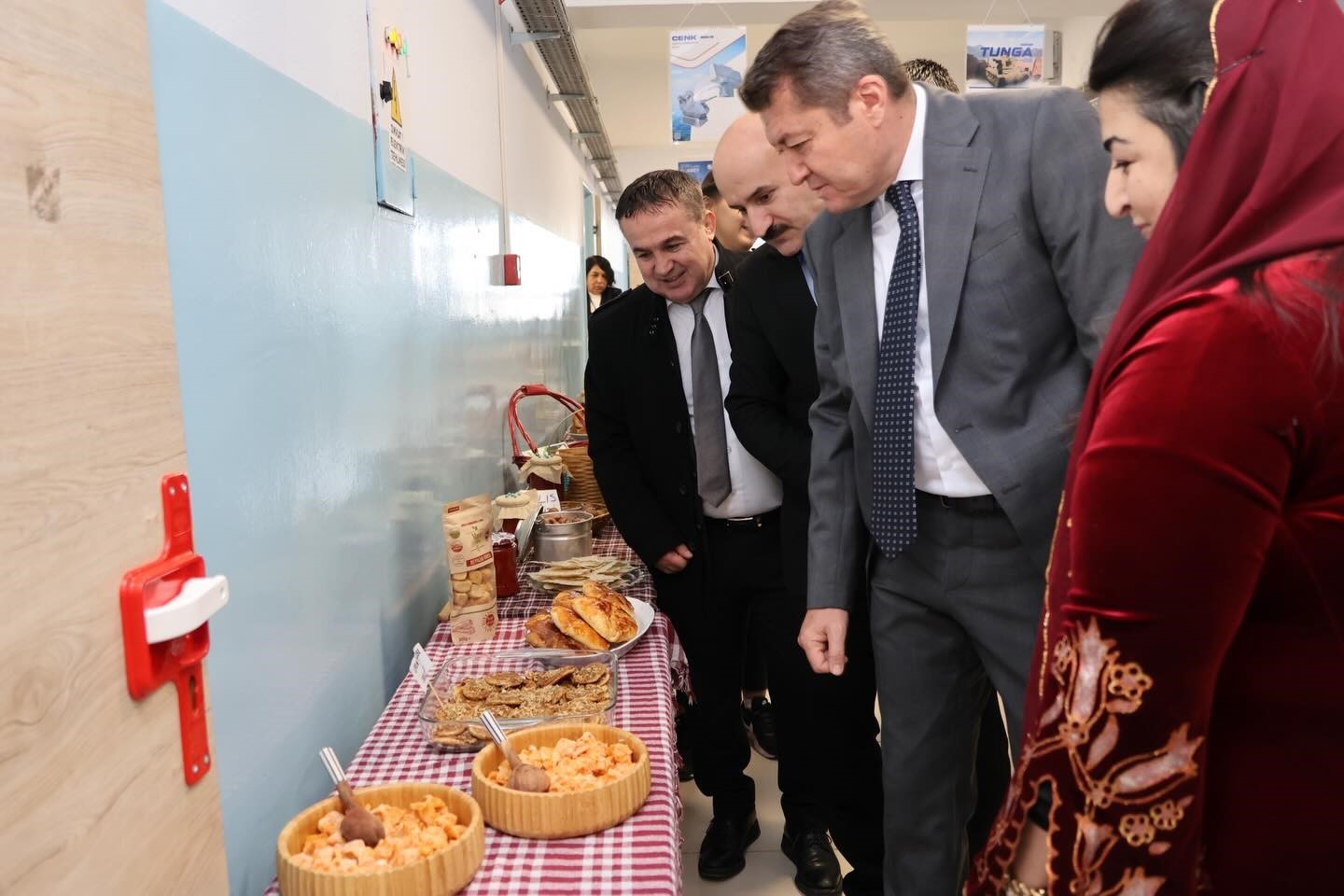 bilecikte-ogrencilerin-hazirladigi-stantlar-ilgi-gordu