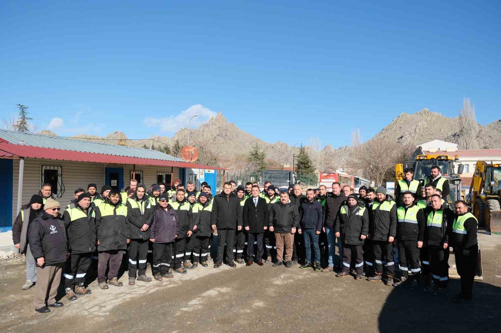 dokmeciden-personele-4er-bin-lira-yilbasi-primi