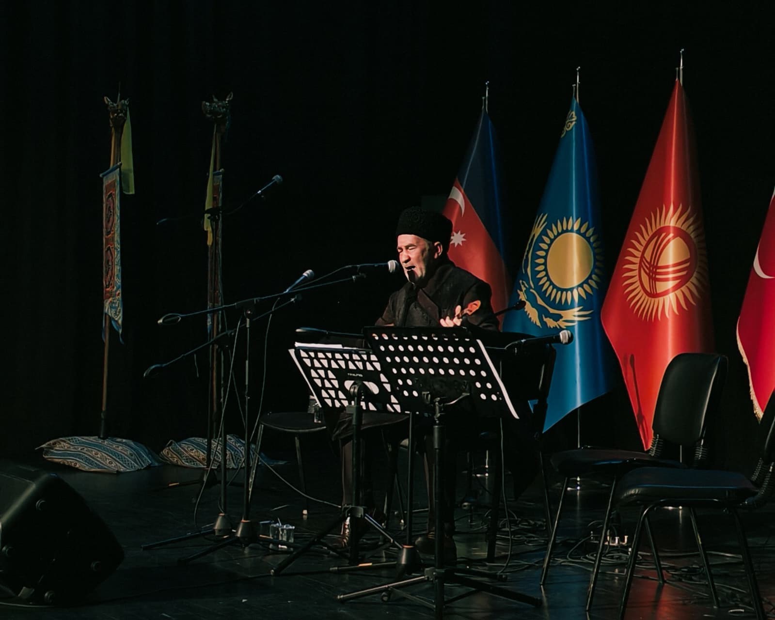 dunya-turk-dili-ailesi-gunu-eskisehirde-coskuyla-kutlandi