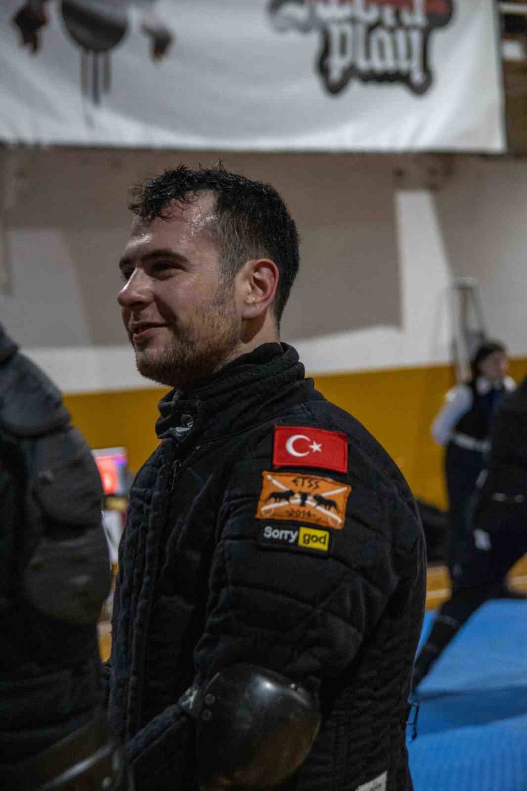 eskisehirli-sporcu-uzun-kilic-kategorisinde-3-oldu