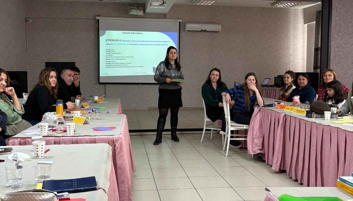 felsefe-ve-dusunce-akademisi-atolyesi-gerceklestirildi