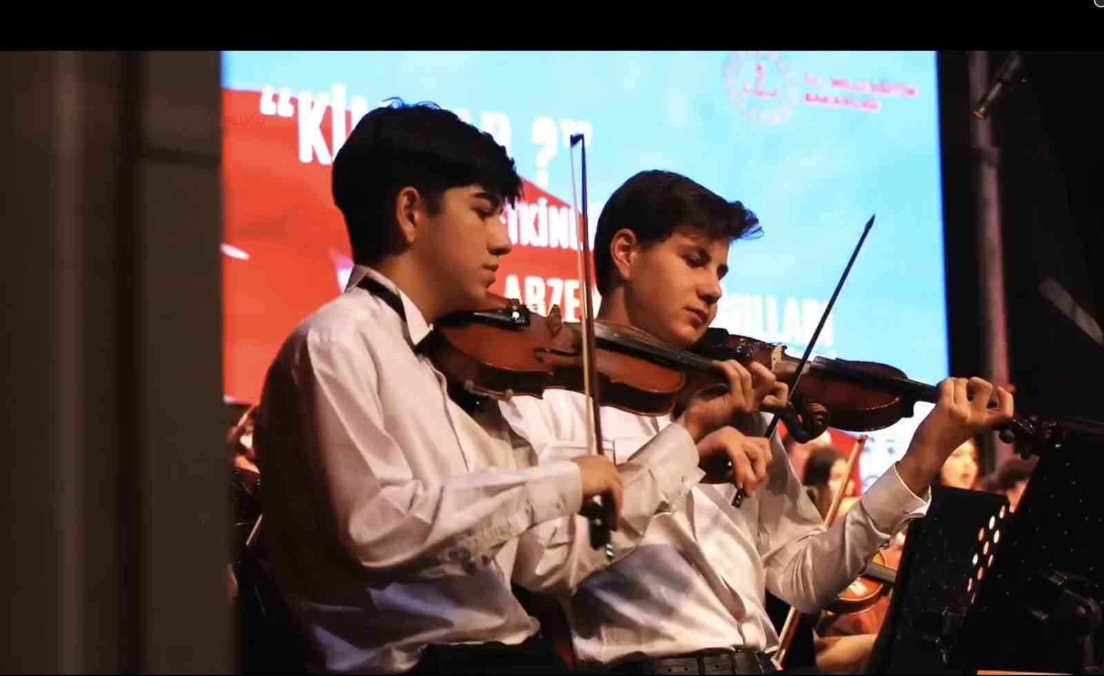 genc-yetenekler-sanatin-gucuyle-eskisehirde-bulustu