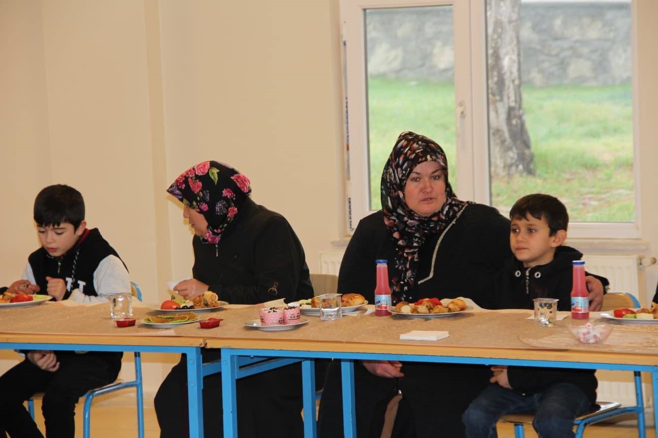 hisarcik-kaymakami-atam-engelli-bireylere-toplumun-her-alaninda-duyarlilik-gosterilmeli