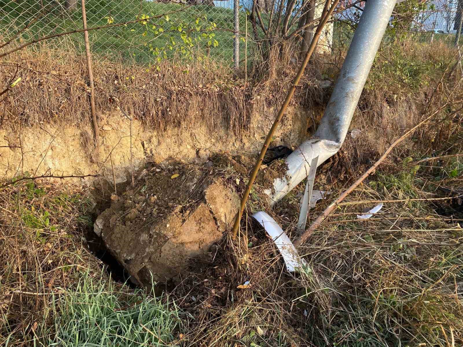 kontrolden-cikan-pikap-pts-diregine-carpti