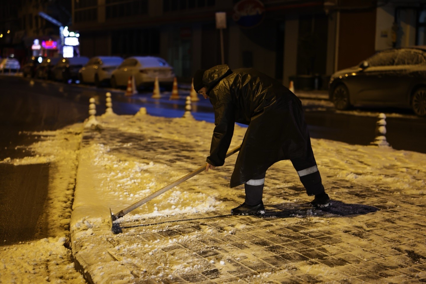 kutahya-belediyesi-kis-mesaisine-basladi
