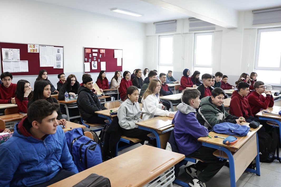 kutahya-belediyesinden-ogrencilere-sifir-atik-egitimi