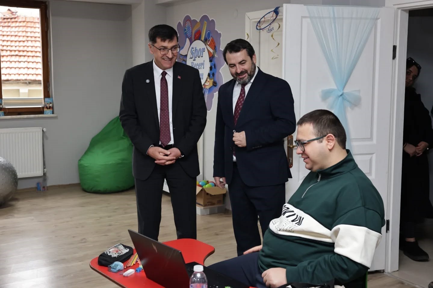 kutahya-belediyesinden-otizmli-bireylere-destek