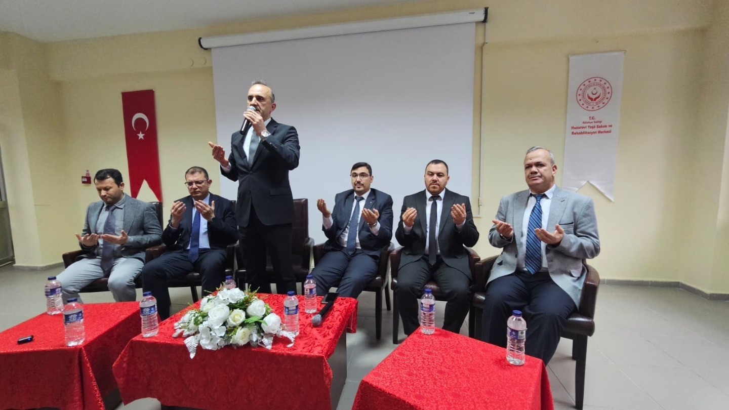 kutahya-il-muftulugu-huzurevinde-program-duzenledi