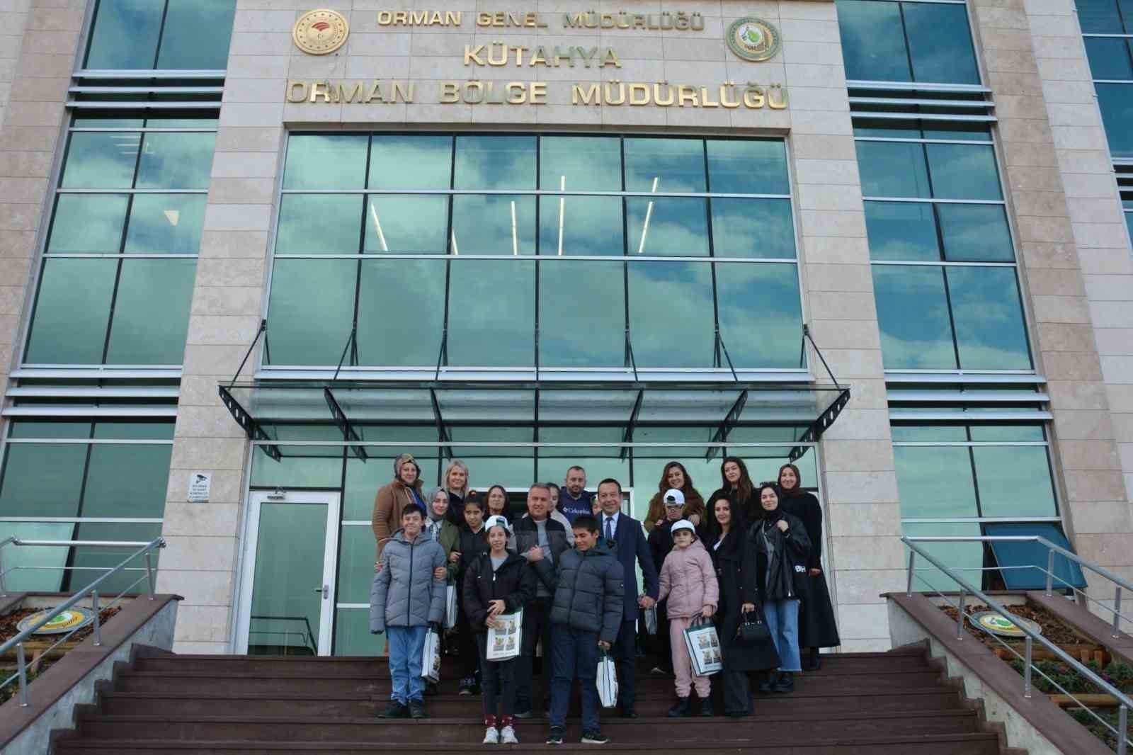 kutahya-orman-bolge-muduru-dingil-engelli-bireylerin-toplum-yasamina-katilmasi-onemli