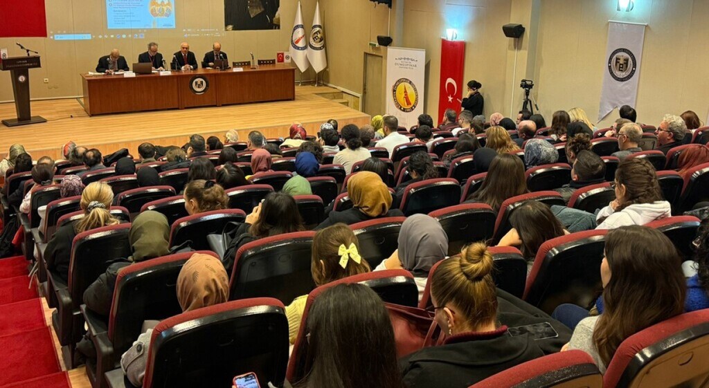 kutahyada-14-yuzyil-anadolusunda-beyler-celebiler-ve-ahiler-sempozyumu