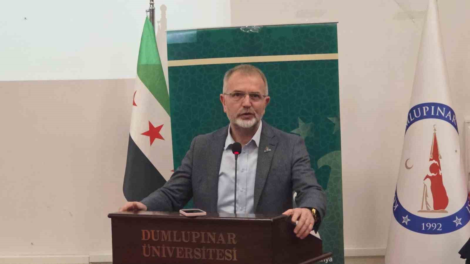 kutahyada-egitim-goren-suriyeli-ogrenciler-baas-rejiminin-devrilmesinin-birinci-yil-donumunu-kutladi