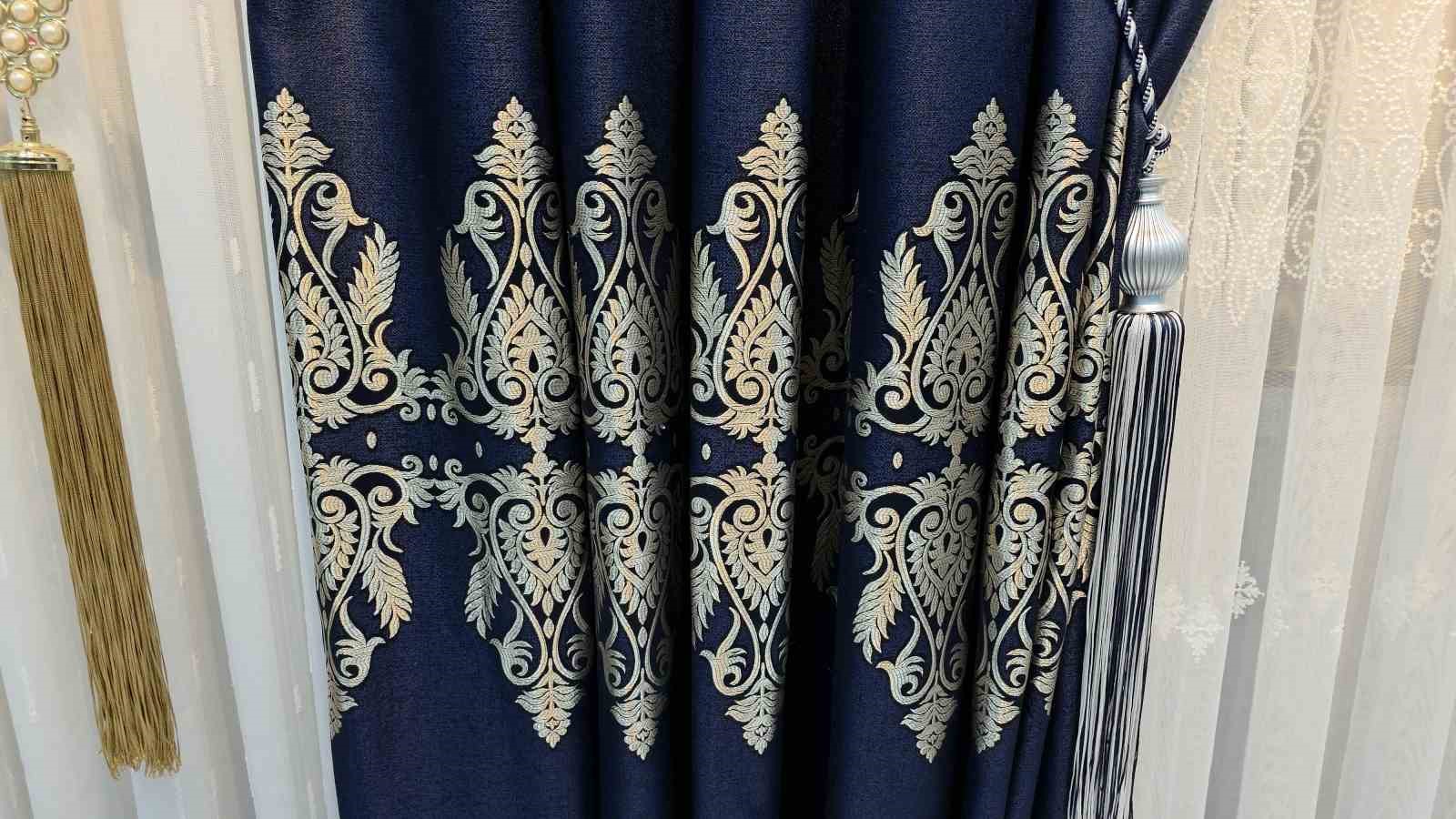 kutahyada-osmanli-motifli-perdelere-yogun-ilgi