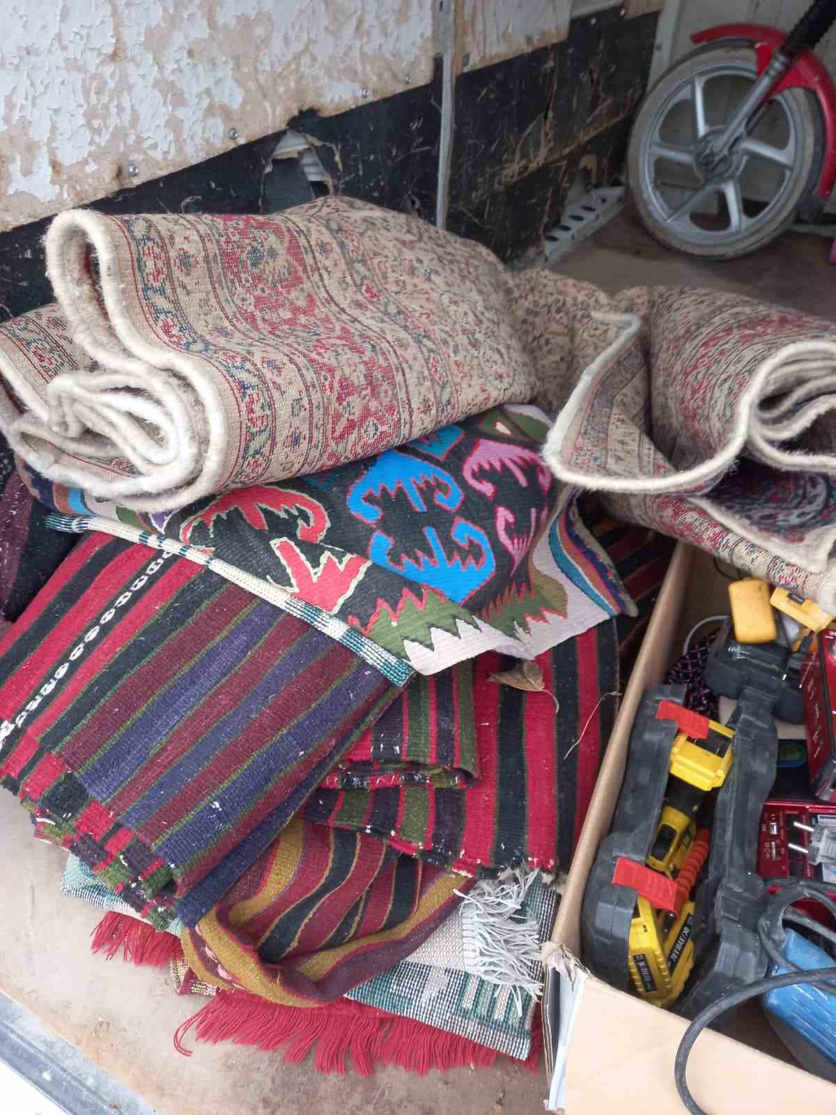 mezarciyiz-deyip-20-evi-soyan-2-supheli-yakalandi