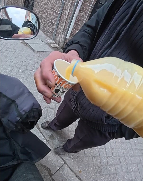 motosikleti-ile-trafikte-boza-ikrami