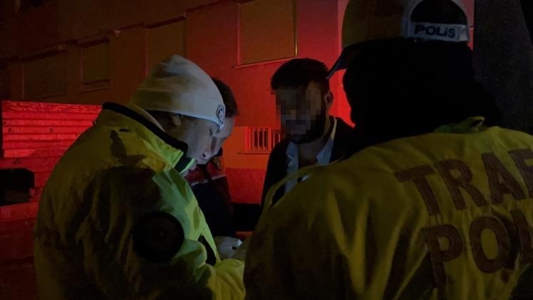 polisten-kacan-ehliyetsiz-alkollu-surucuye-43-bin-890-tl-para-cezasi