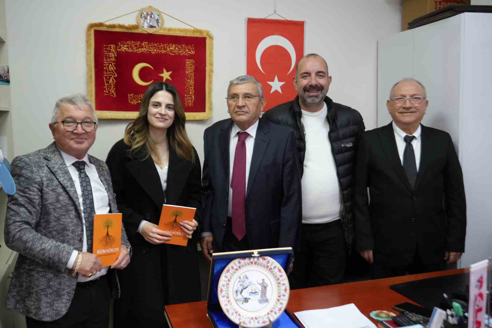 recep-dindar-vakfi-ogrencilere-burs-vermeye-basladi