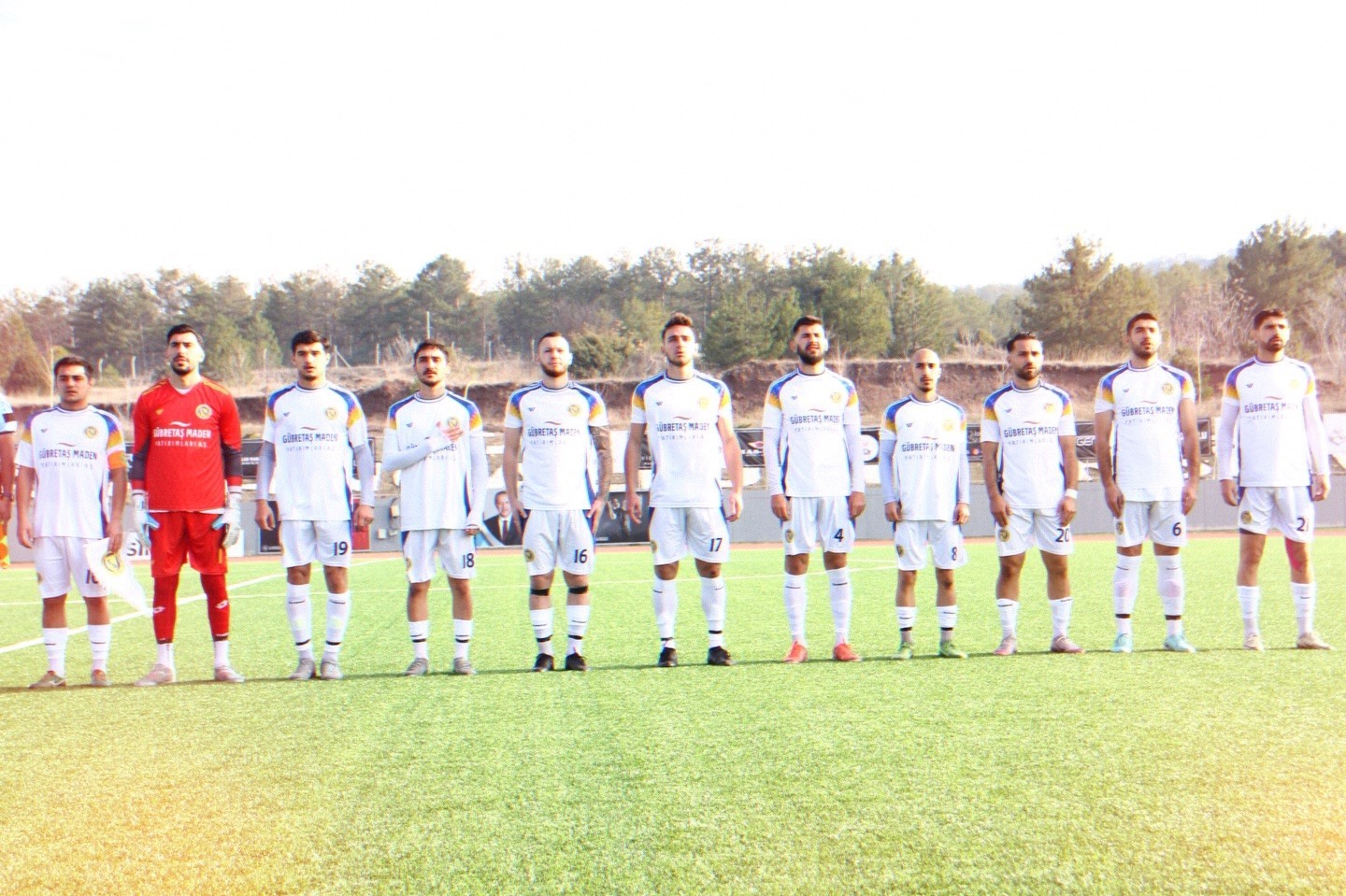 sogutspor-zorlu-maci-kazanmasini-bildi